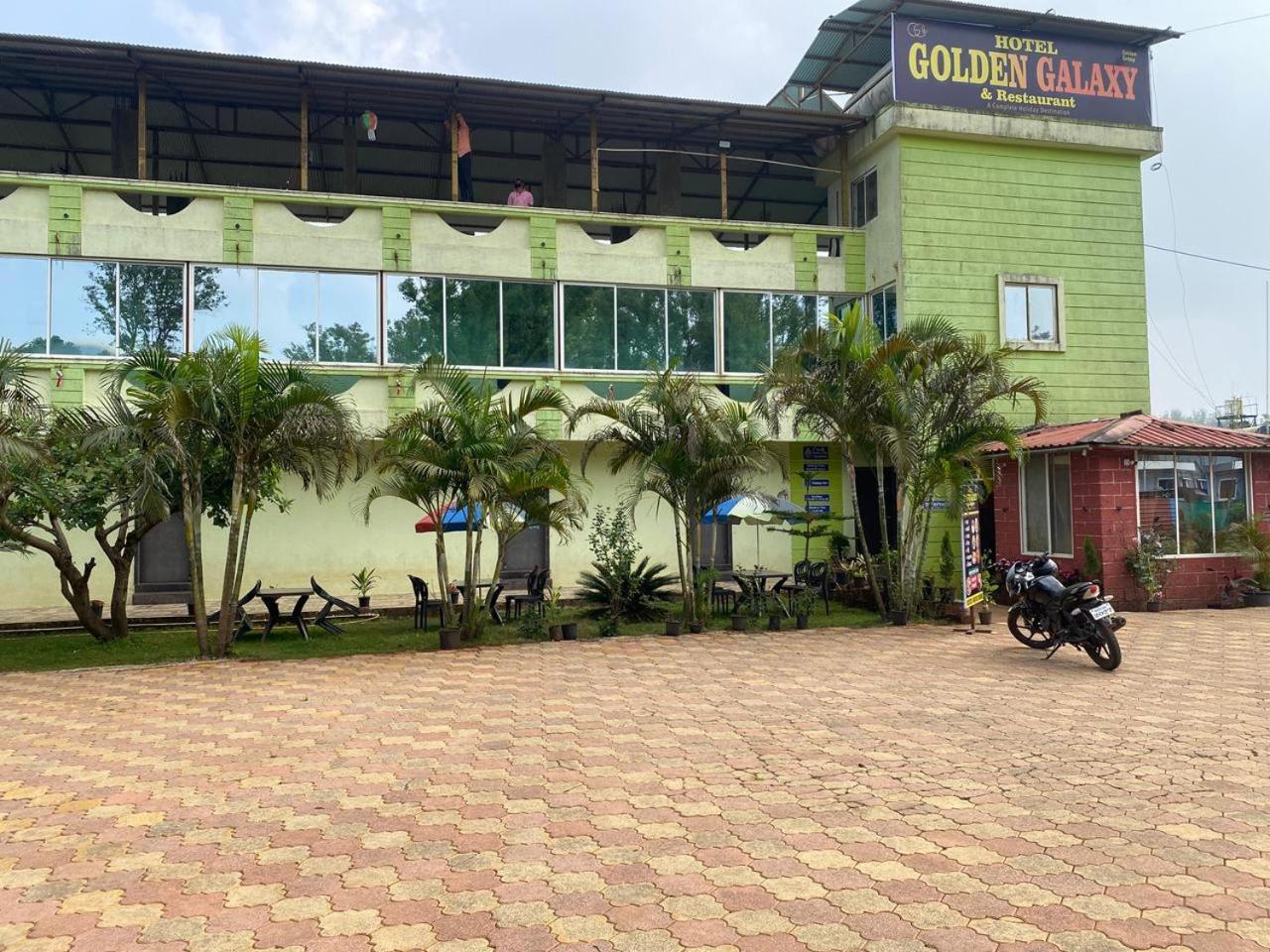 Hotel Golden Galaxy And Restaurant Mahābaleshwar Exterior foto